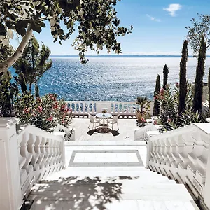 Resort The Danai